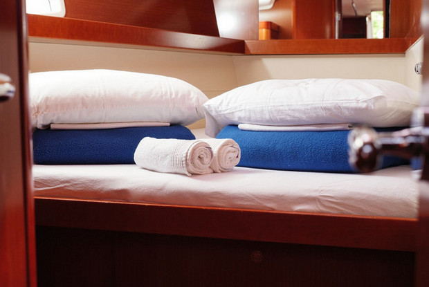 Oceanis 50 Family - 6 cab., Rogač-Šolta