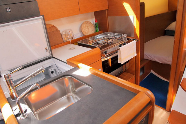 Sun Odyssey 349, Rogač-Šolta