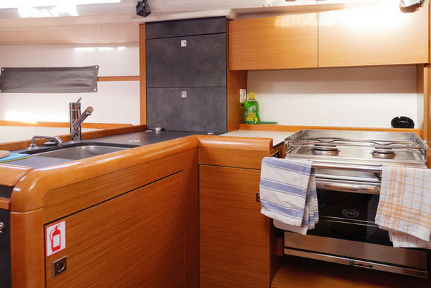 Sun Odyssey 349, Rogač-Šolta