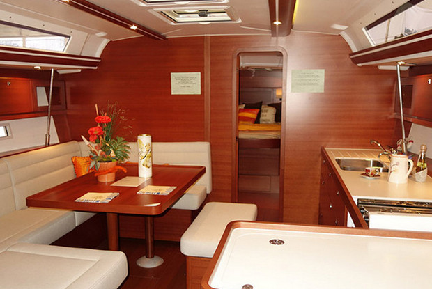 Dufour 450 Owner version, Pula