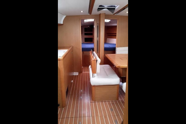 Sun Odyssey 44i, Alimos