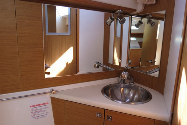 Sun Odyssey 44i, Alimos