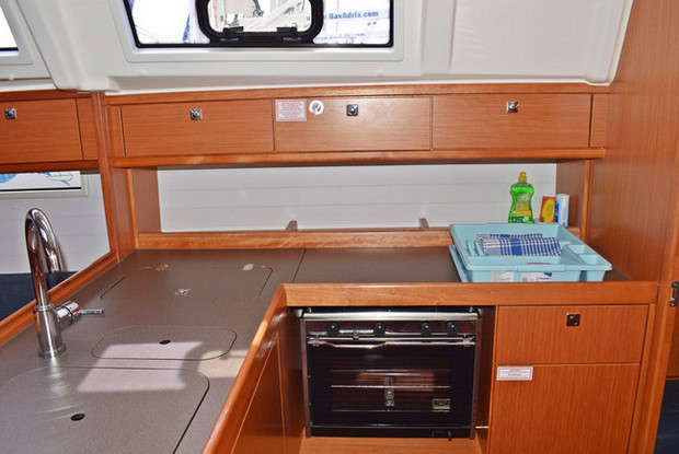 Bavaria Cruiser 37 - 3 cab., Kaštela-Split