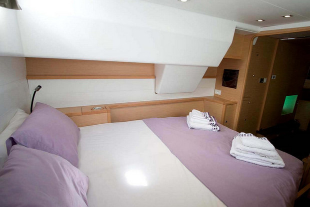 Lagoon 450 - 4 + 2 cab., Alimos