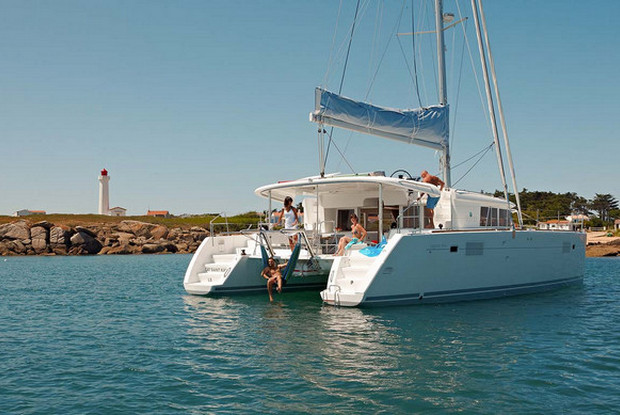 Lagoon 450 - 4 + 2 cab., Alimos