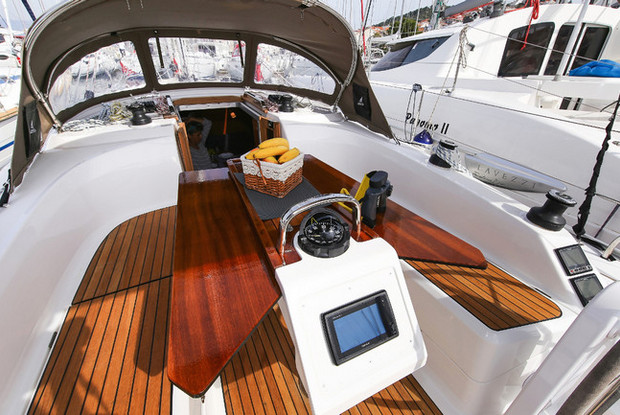 Bavaria Cruiser 34 - 2 cab., Pula