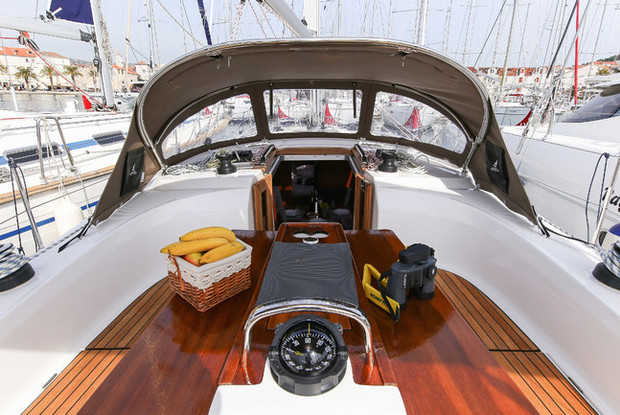 Bavaria Cruiser 34 - 2 cab., Pula