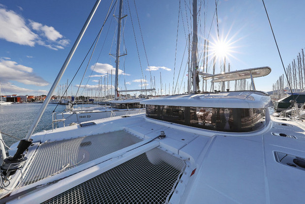 Lagoon 42 - 4 + 2 cab., Murter