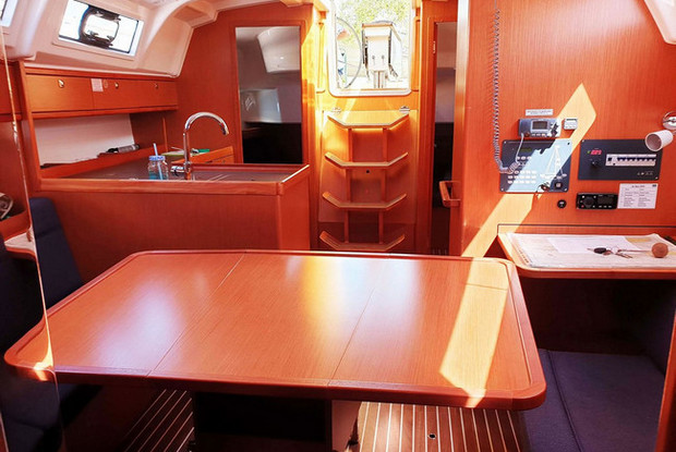 Bavaria Cruiser 37 - 3 cab., Split