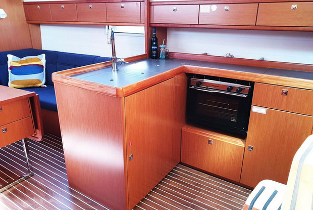 Bavaria Cruiser 37 - 3 cab., Split