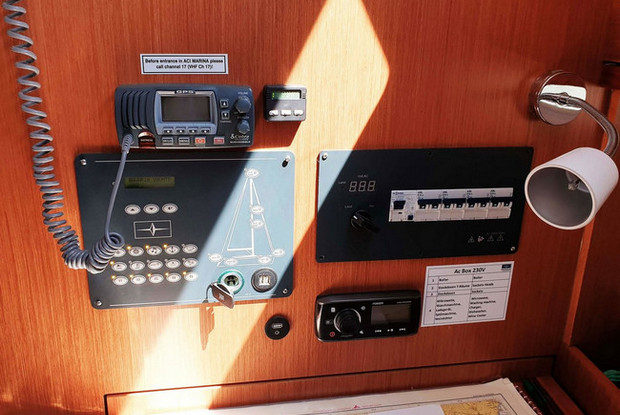 Bavaria Cruiser 37 - 3 cab., Split