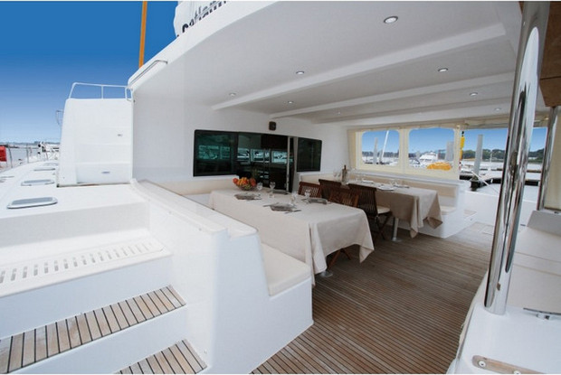 Catlante 600, Roche Caiman