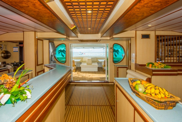 Mojito 78, Roche Caiman