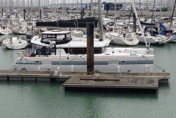 Lagoon 450 SporTop, Roche Caiman