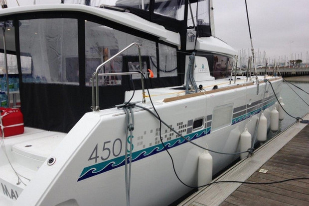 Lagoon 450 SporTop, Roche Caiman