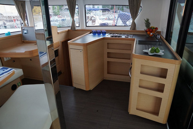 Lagoon 42 - 4 + 1 cab., Rogač-Šolta