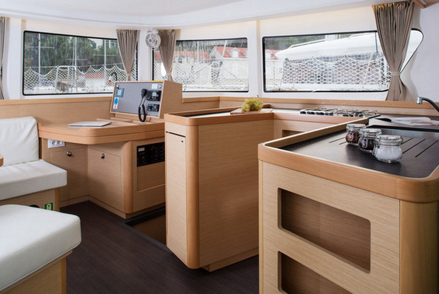 Lagoon 42 - 4 + 1 cab., Rogač-Šolta