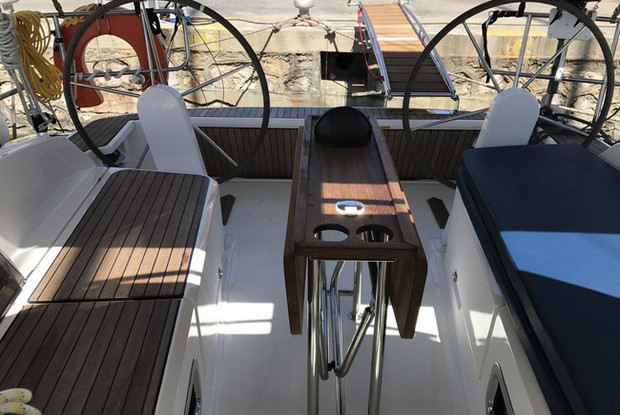 Bavaria Cruiser 37 - 3 cab., Kos