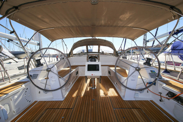 Bavaria Cruiser 46 - 4 cab., Jezera