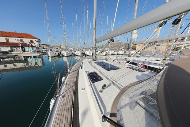 Bavaria Cruiser 37 - 3 cab., Pula