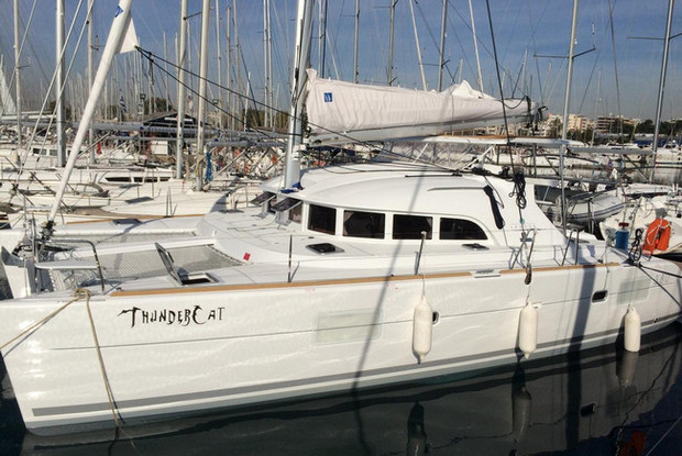 Lagoon 380 - 4 cab., Lavrio