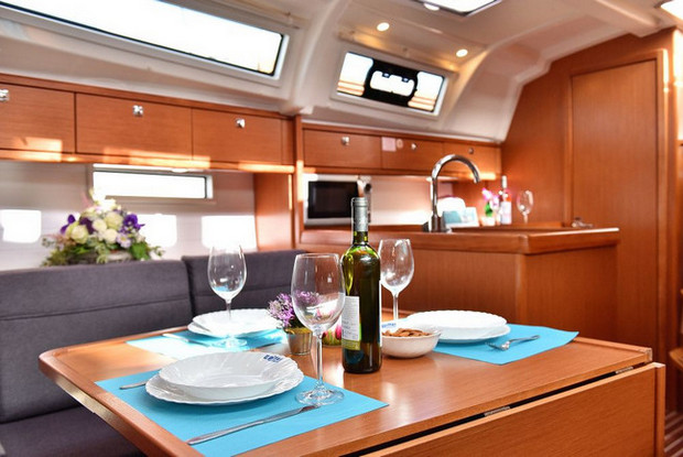 Bavaria Cruiser 37 - 3 cab., Trogir