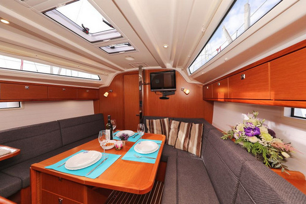 Bavaria Cruiser 37 - 3 cab., Trogir