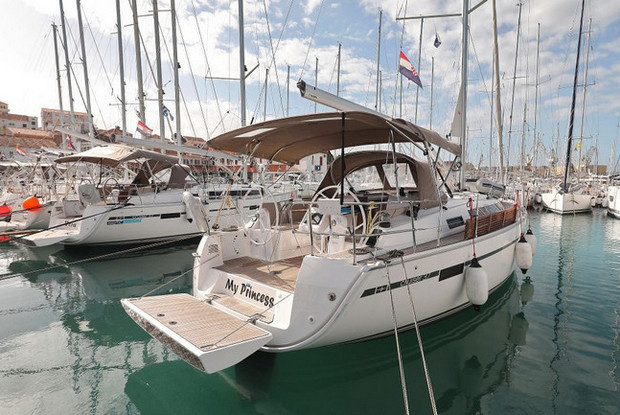 Bavaria Cruiser 37 - 3 cab., Trogir