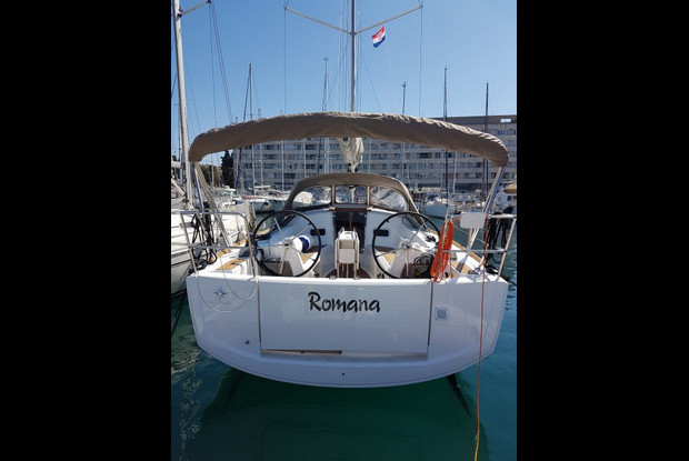 Sun Odyssey 349, Pula