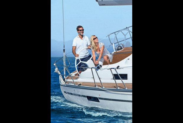 Bavaria Cruiser 37 - 3 cab., Alimos