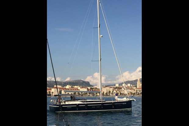 Bavaria C57 - 3 + 1 cab., Split