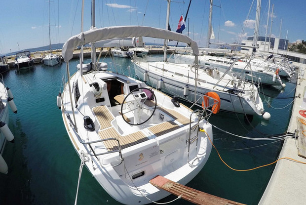Oceanis 31, Split