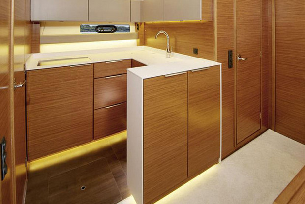 Bavaria Sport S45 HT, Pula