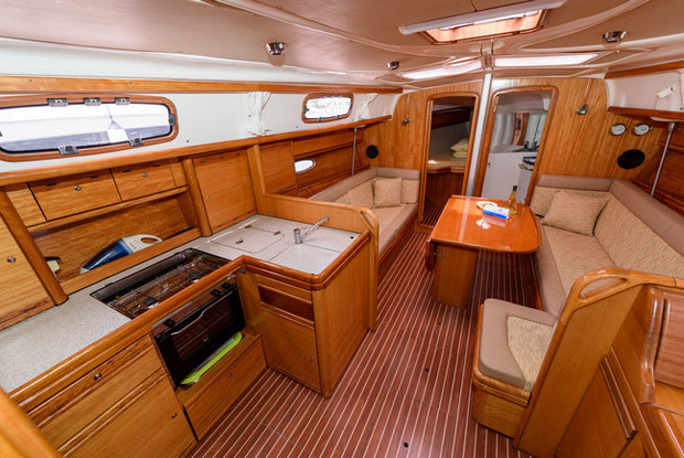 Bavaria 37 Cruiser, Trogir