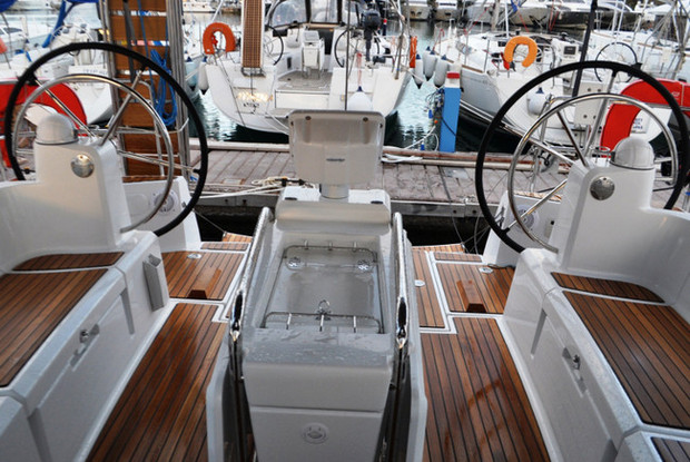 Sun Odyssey 519, Kallithea