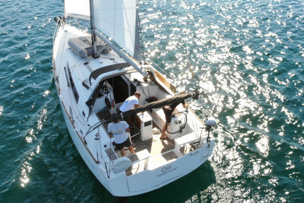 Oceanis 38 - 3 cab., Pula