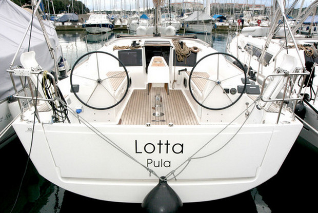Dufour 382 GL, Pula