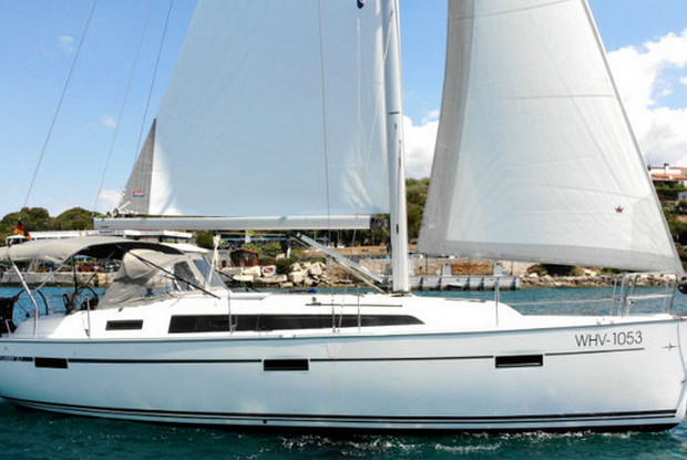 Bavaria Cruiser 37 - 3 cab., Pula