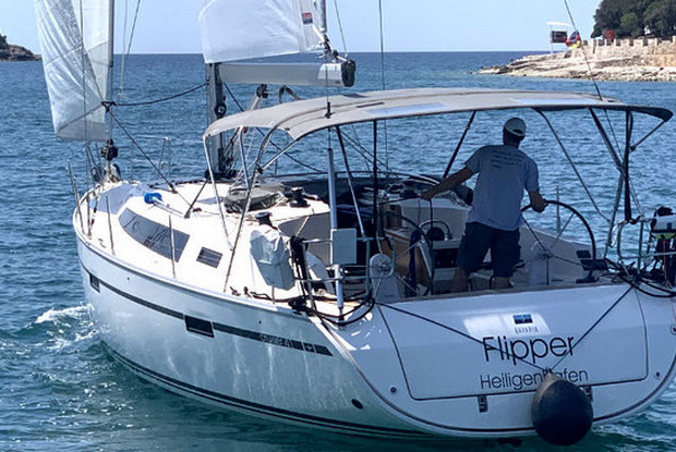 Bavaria Cruiser 41 - 3 cab., Pula