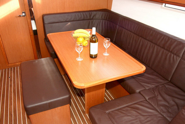 Bavaria Cruiser 41 - 3 cab., Pula