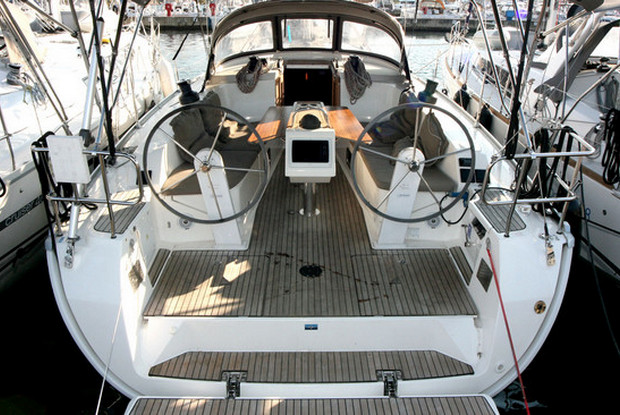 Bavaria Cruiser 41 - 3 cab., Pula