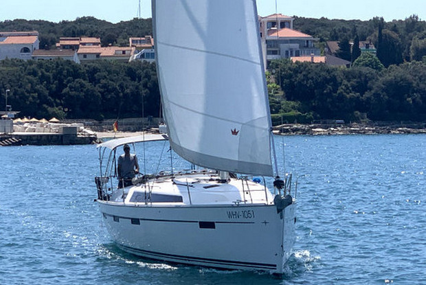 Bavaria Cruiser 41 - 3 cab., Pula