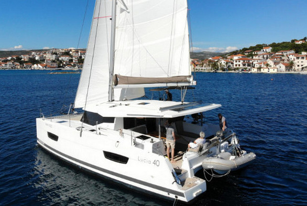 Fountaine Pajot Lucia 40 - 4 cab., Rogoznica