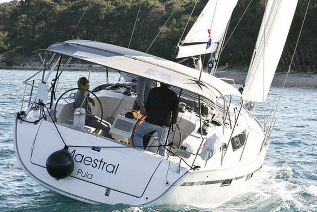 Bavaria Cruiser 41 - 3 cab., Rogoznica