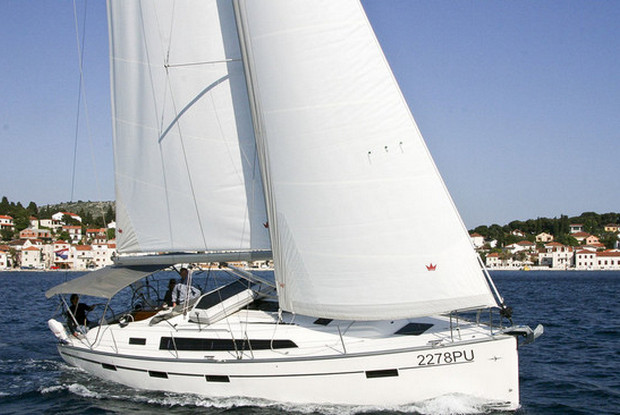 Bavaria Cruiser 41 - 3 cab., Rogoznica