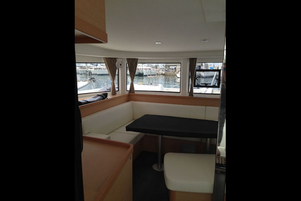 Lagoon 42 - 4 + 2 cab., Preveza