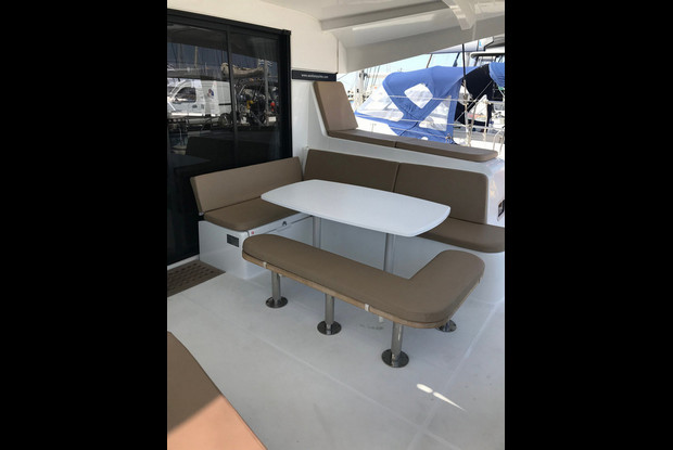 Lagoon 42 - 4 + 2 cab., Preveza