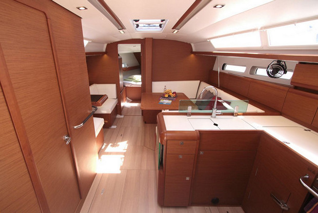 Sun Odyssey 419 - 3 cab., Lavrio