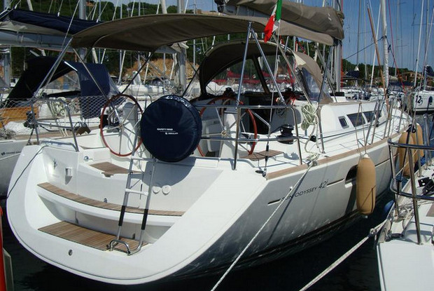 Sun Odyssey 42i, Portisco