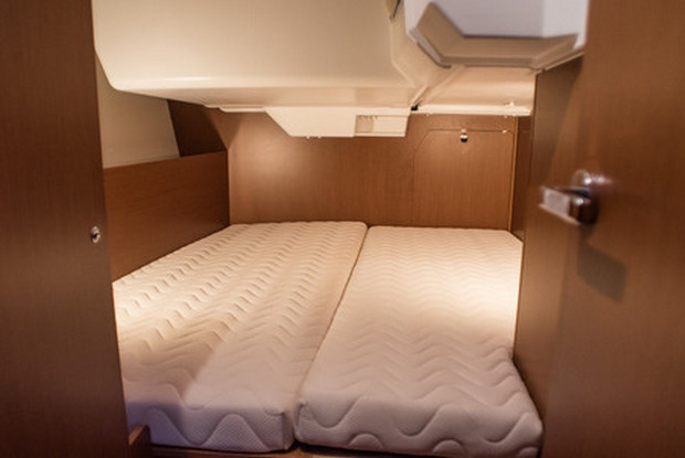 Oceanis 38.1, Nea Peramos